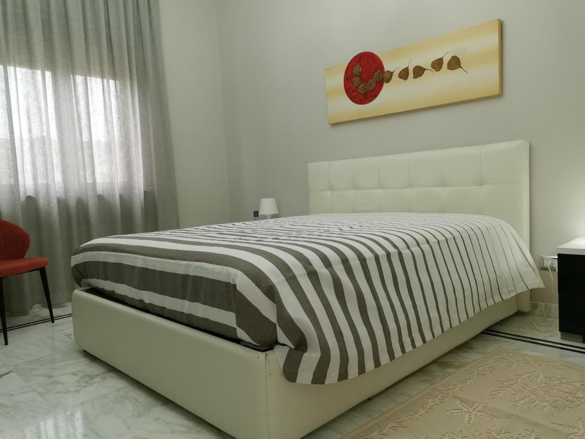 Апартаменты Come A Casa Panoramico E Centralissimo Каникатти Экстерьер фото