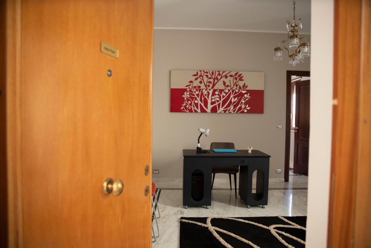 Апартаменты Come A Casa Panoramico E Centralissimo Каникатти Экстерьер фото