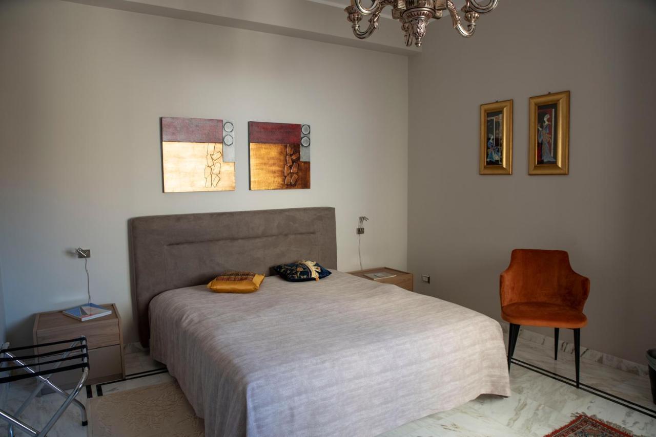 Апартаменты Come A Casa Panoramico E Centralissimo Каникатти Экстерьер фото