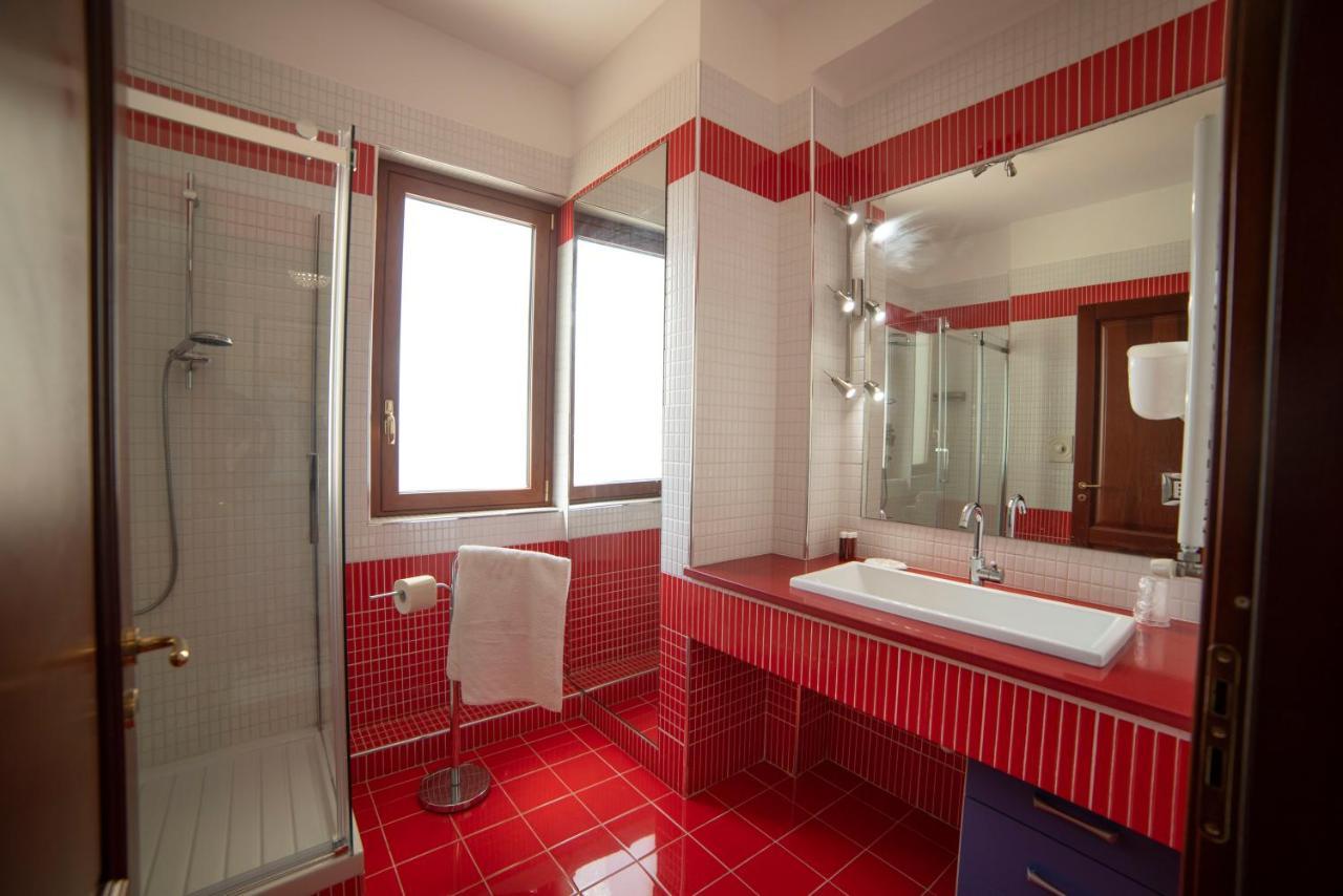 Апартаменты Come A Casa Panoramico E Centralissimo Каникатти Экстерьер фото